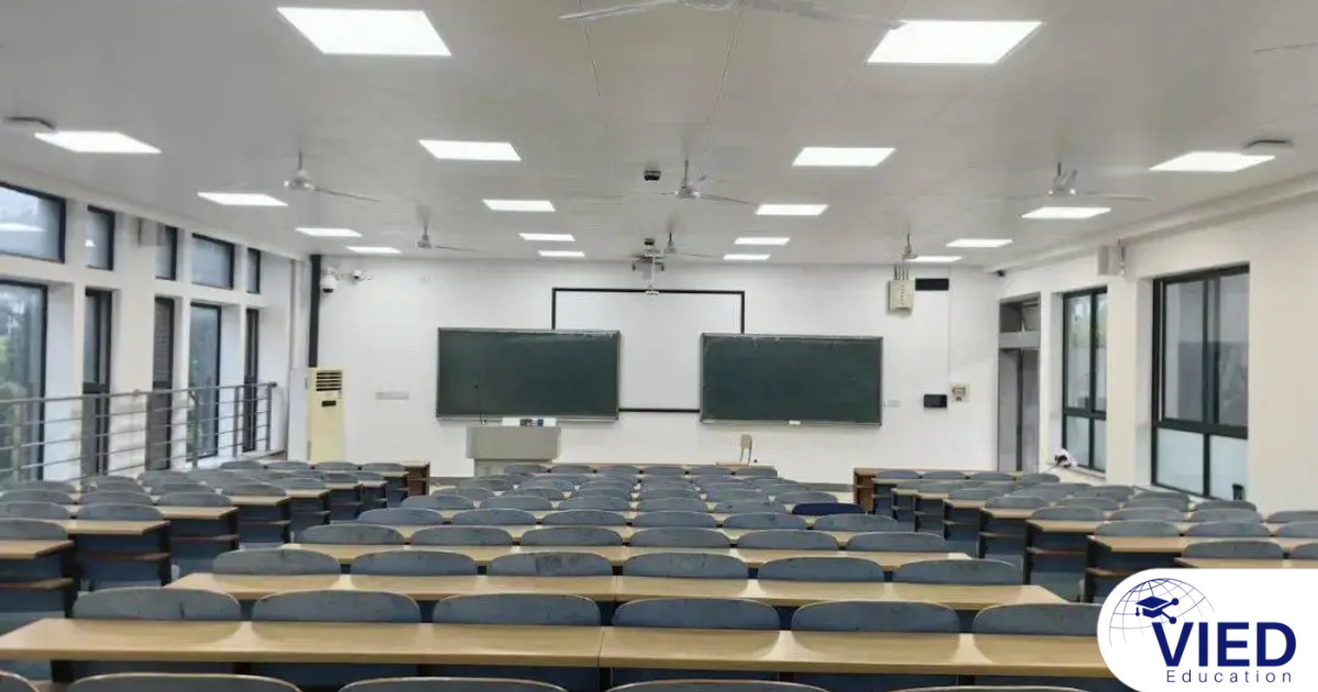 ĐẠI HỌC TÀI CHÍNH KINH TẾ LUẬT TRUNG NAM (中南财经政法大学) 8 8f7a178eec85217013744aae41bdf51d